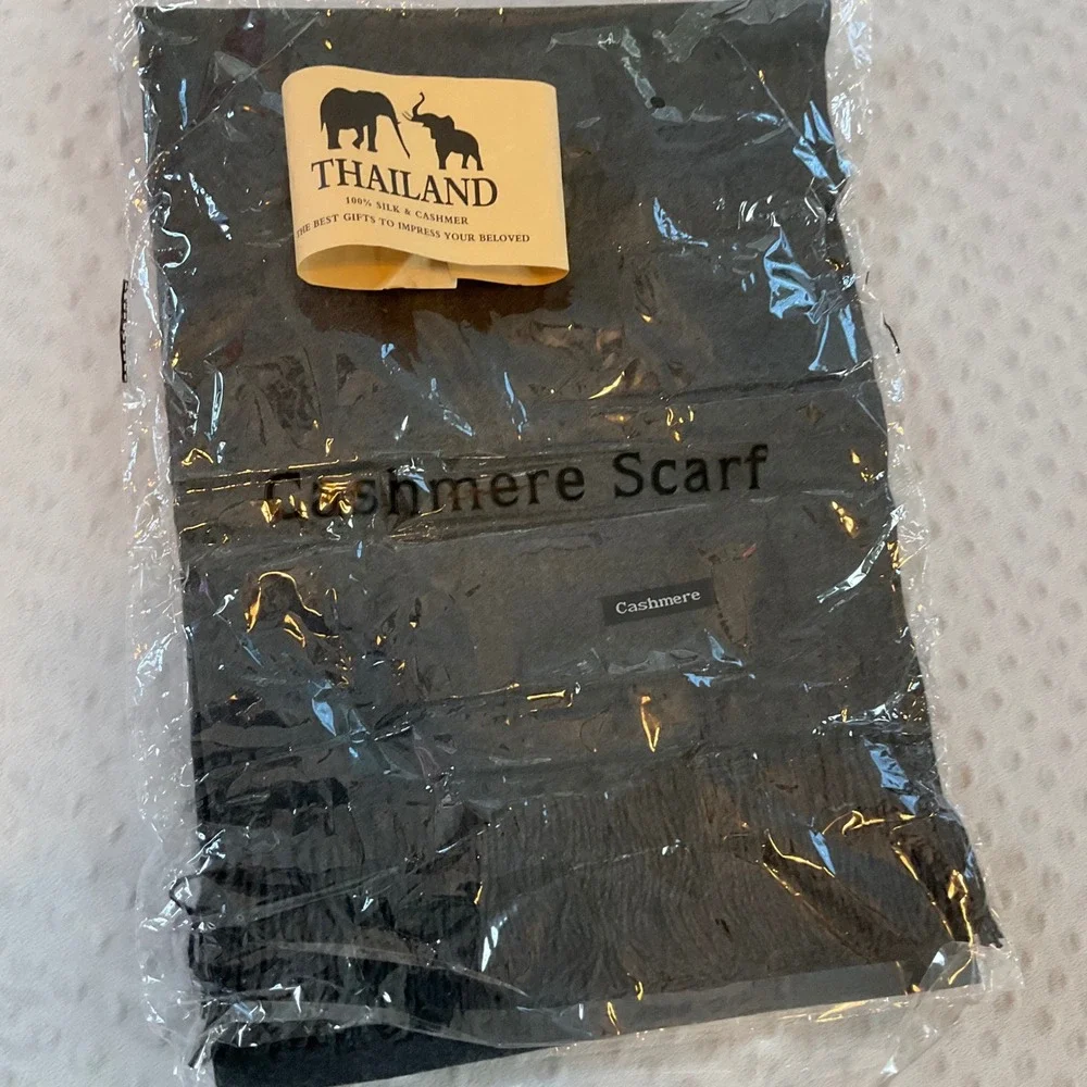 Luxurious Charcoal‎ Gray Cashmere Silk Scarf with Fringes
